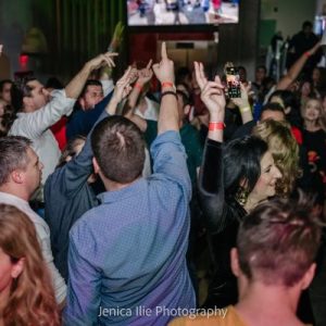 seara de socializare la table cu cbg